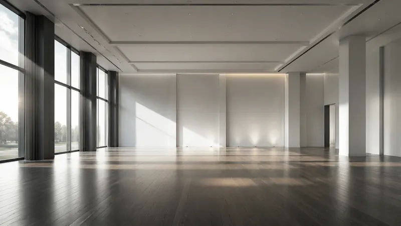 Salón de eventos vacío con ventanales y luz natural entrando en diagonal